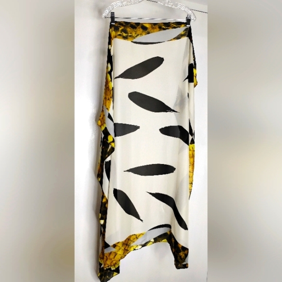 ORIFLAME SWEDEN SCARF NWOT - Picture 1 of 8